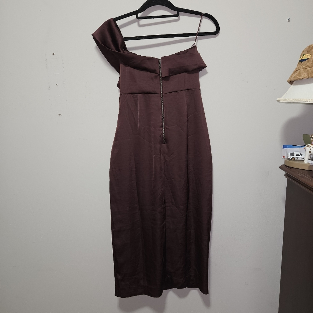 NWT ASTR the Label Gwyneria Off-Shoulder Midi Dress Eggplant Size M - Picture 3 of 5
